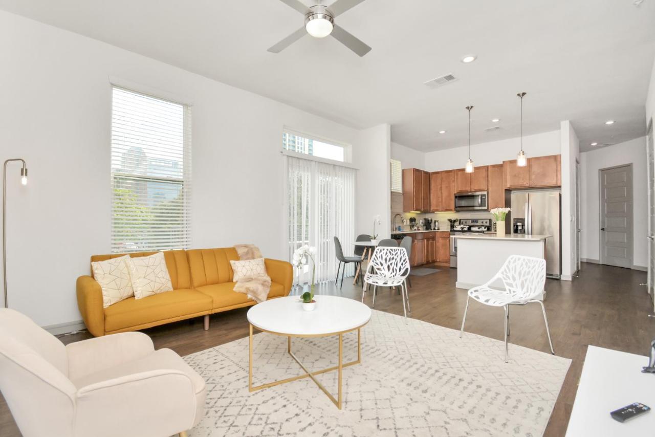 Elan Maison Smart Hub In The Heart Of Downtown Daire Houston