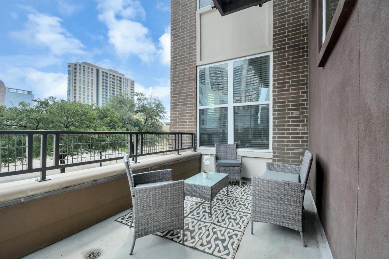 Elan Maison Smart Hub In The Heart Of Downtown Daire Houston