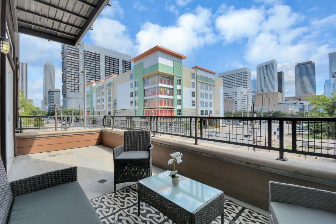 Elan Maison Smart Hub In The Heart Of Downtown Houston
